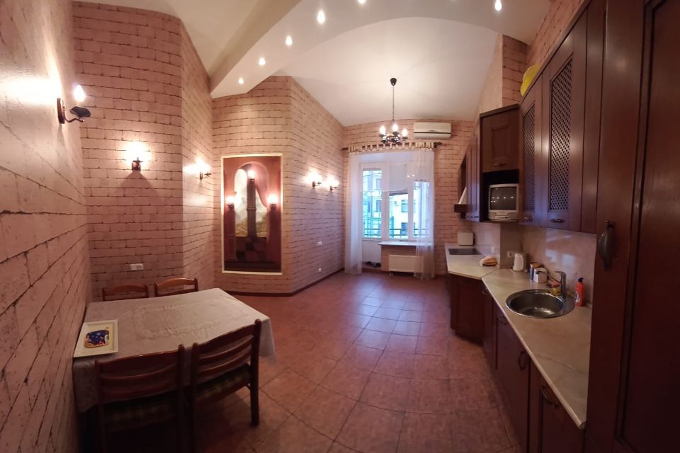 Сдаётся 3-комнатная квартира, 100 м²