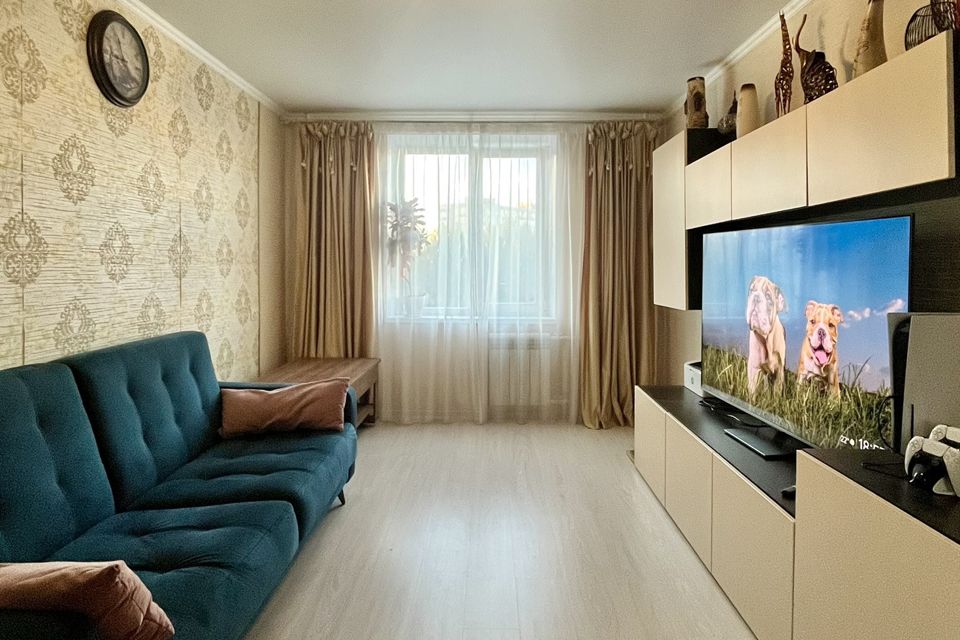 Продаётся 3-комнатная квартира, 71.1 м²