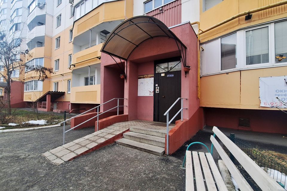 Продаётся 1-комнатная квартира, 37.3 м²