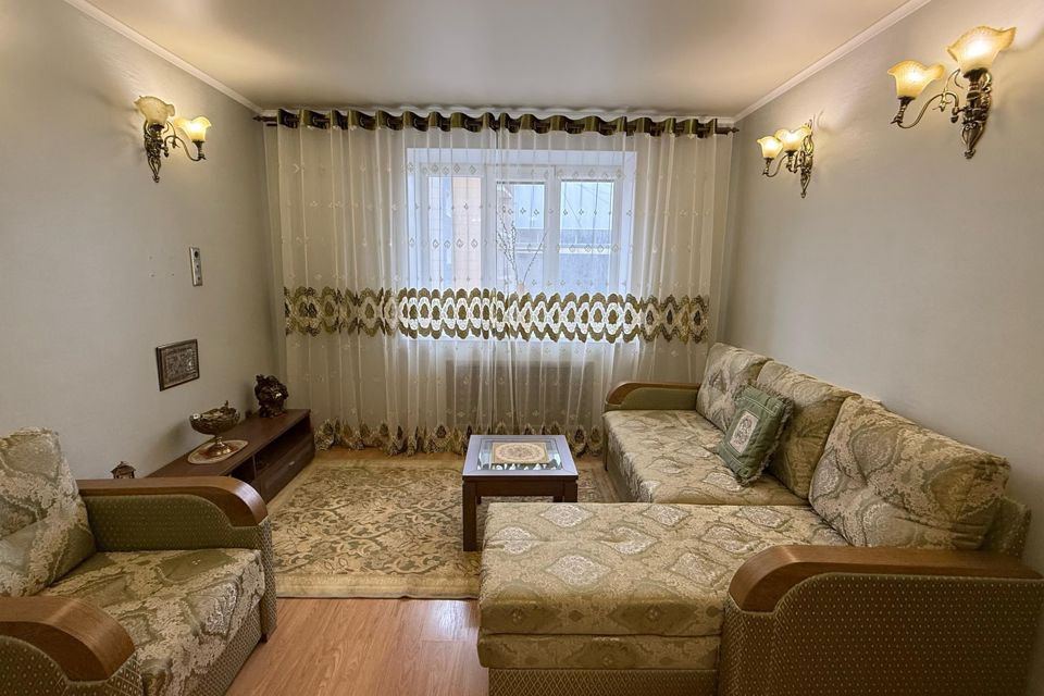 Продаётся 2-комнатная квартира, 57.6 м²