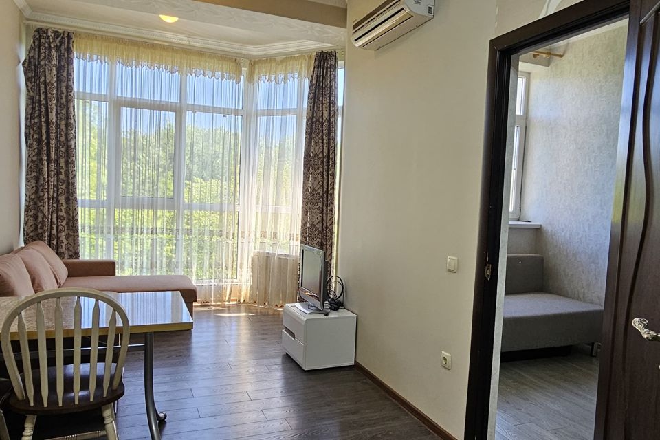 Продаётся 1-комнатная квартира, 46.2 м²