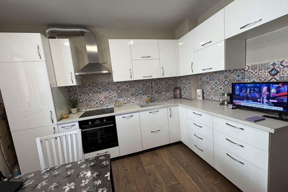 Продаётся 1-комнатная квартира, 37.8 м²