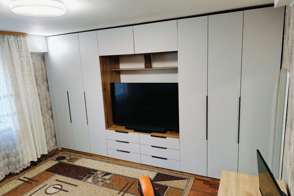 Продаётся 1-комнатная квартира, 42.53 м²
