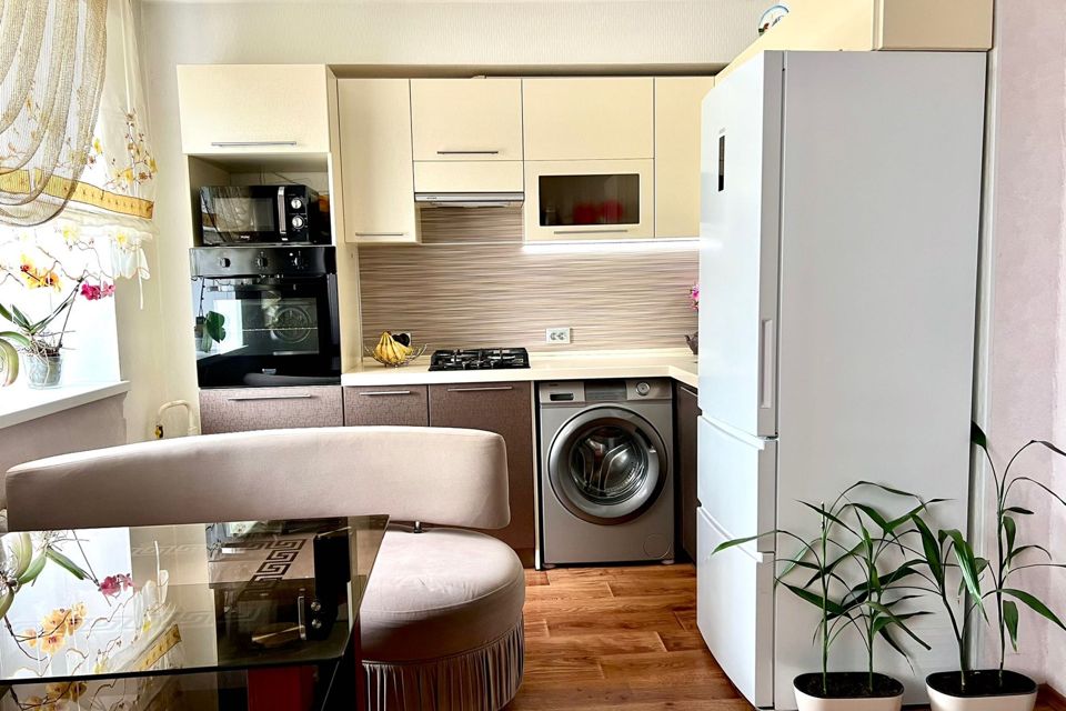 Продаётся 3-комнатная квартира, 64 м²