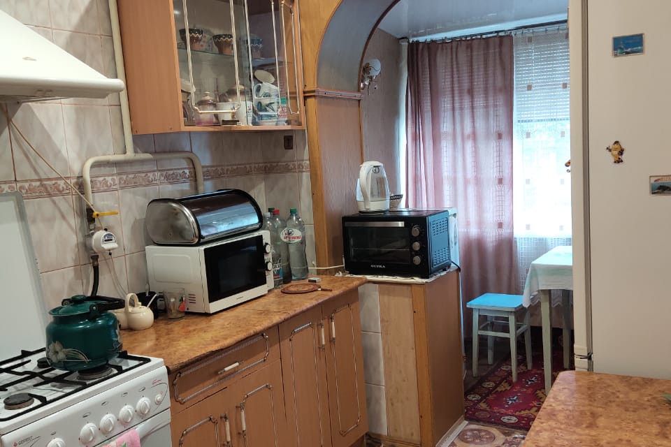 Продаётся 3-комнатная квартира, 47 м²