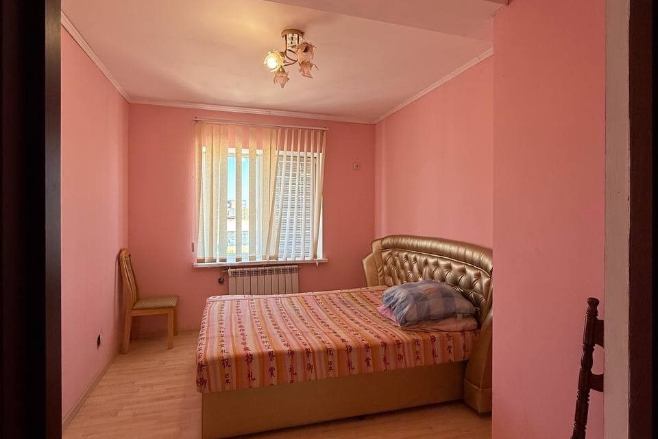 Продаётся 2-этажный дом, 150 м²