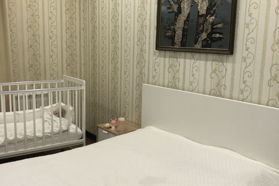 Продаётся 1-комнатная квартира, 42 м²