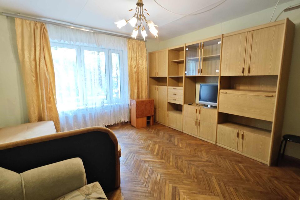 Продаётся комната в 3-комн. квартире, 16.8 м²