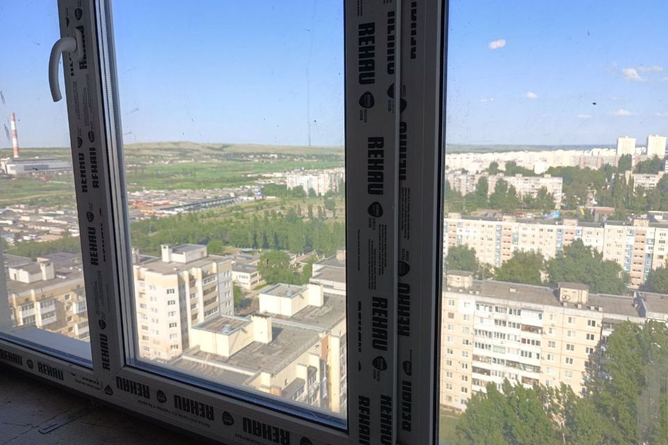 Продаётся 1-комнатная квартира, 42 м²
