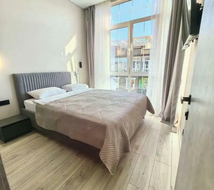 Продаётся 1-комнатная квартира, 42 м²