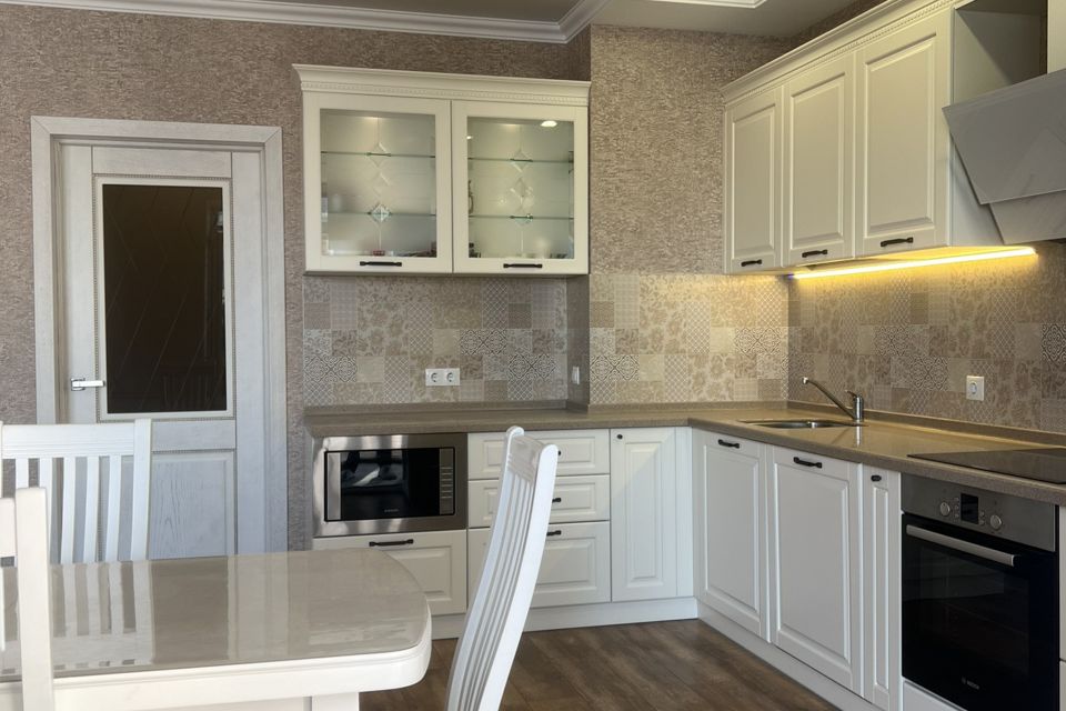 Продаётся 3-комнатная квартира, 80 м²