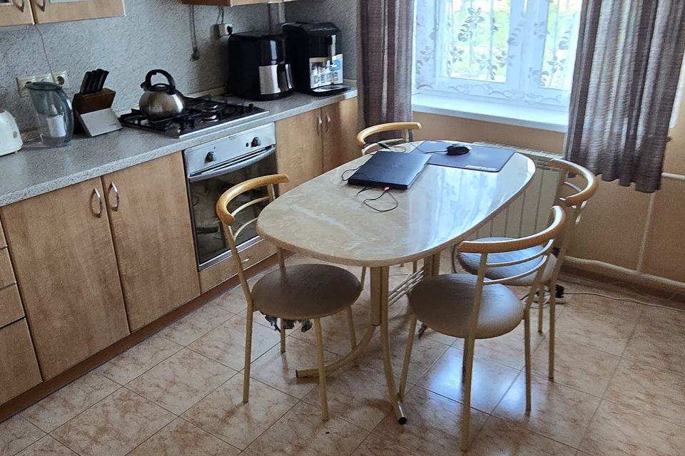 Продаётся 1-комнатная квартира, 40.8 м²