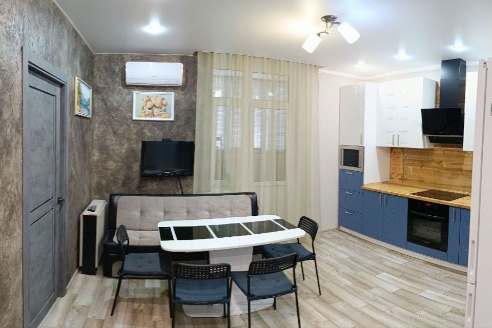 Продаётся 2-комнатная квартира, 65.9 м²