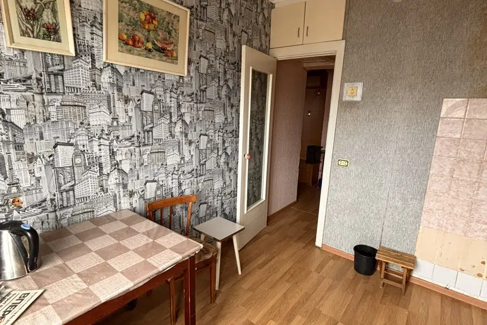 Продаётся 3-комнатная квартира, 61.8 м²