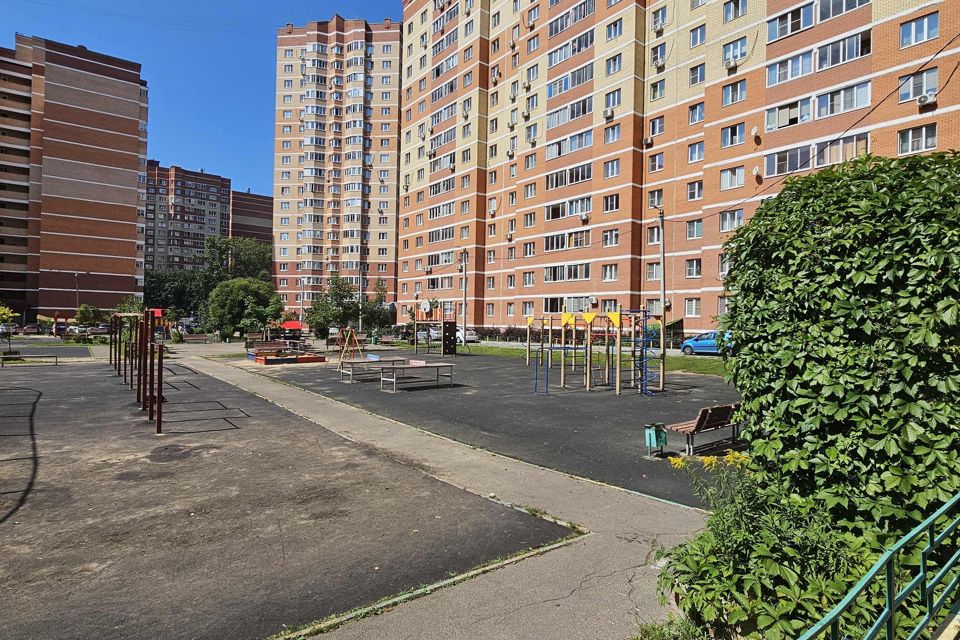 Продаётся 2-комнатная квартира, 58 м²