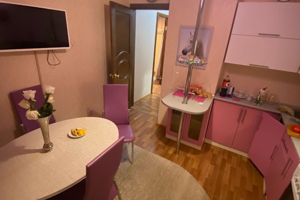 Продаётся 2-комнатная квартира, 54.6 м²