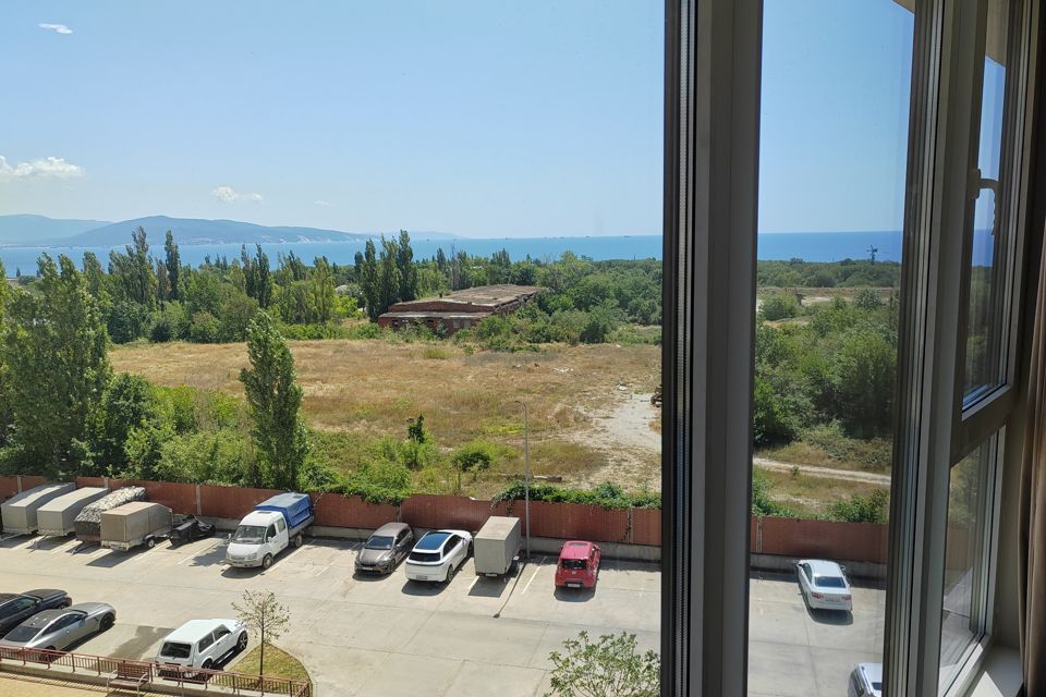 Продаётся 3-комнатная квартира, 77 м²