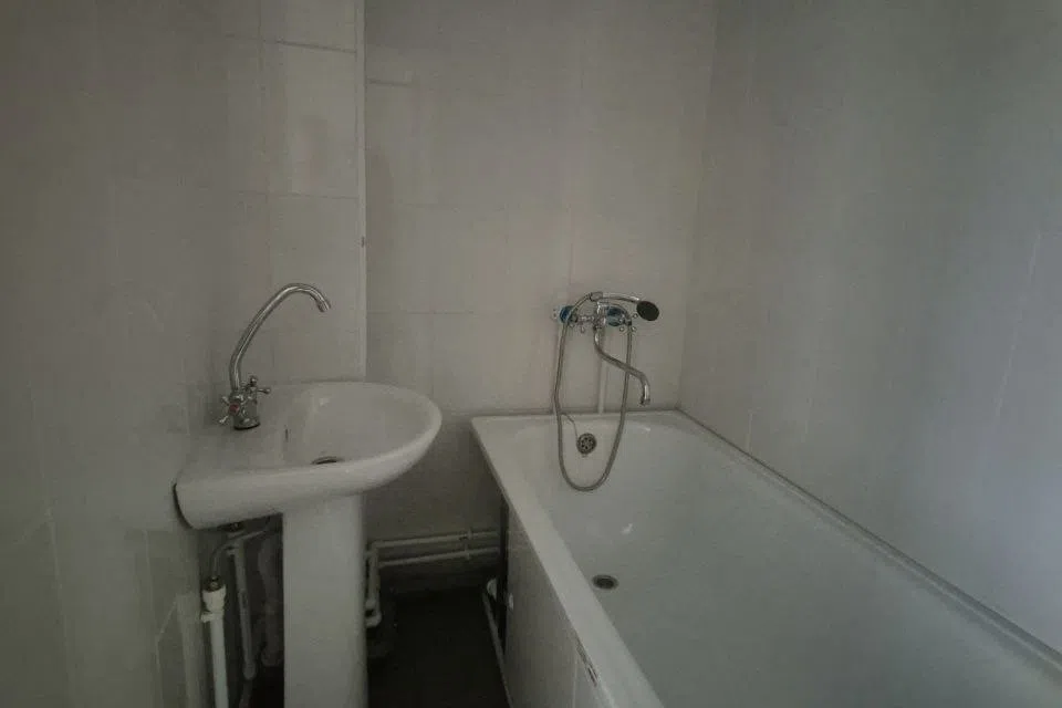 Продаётся 3-комнатная квартира, 60.3 м²