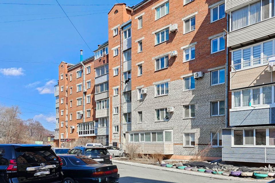 Продаётся 3-комнатная квартира, 69.8 м²