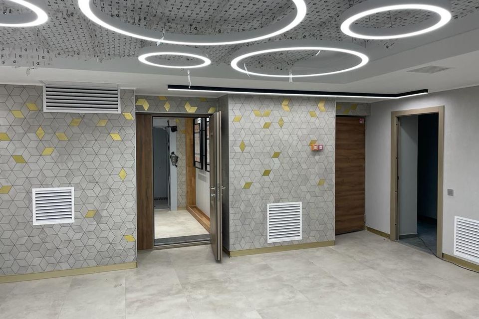 Продаётся 1-комнатная квартира, 42.8 м²