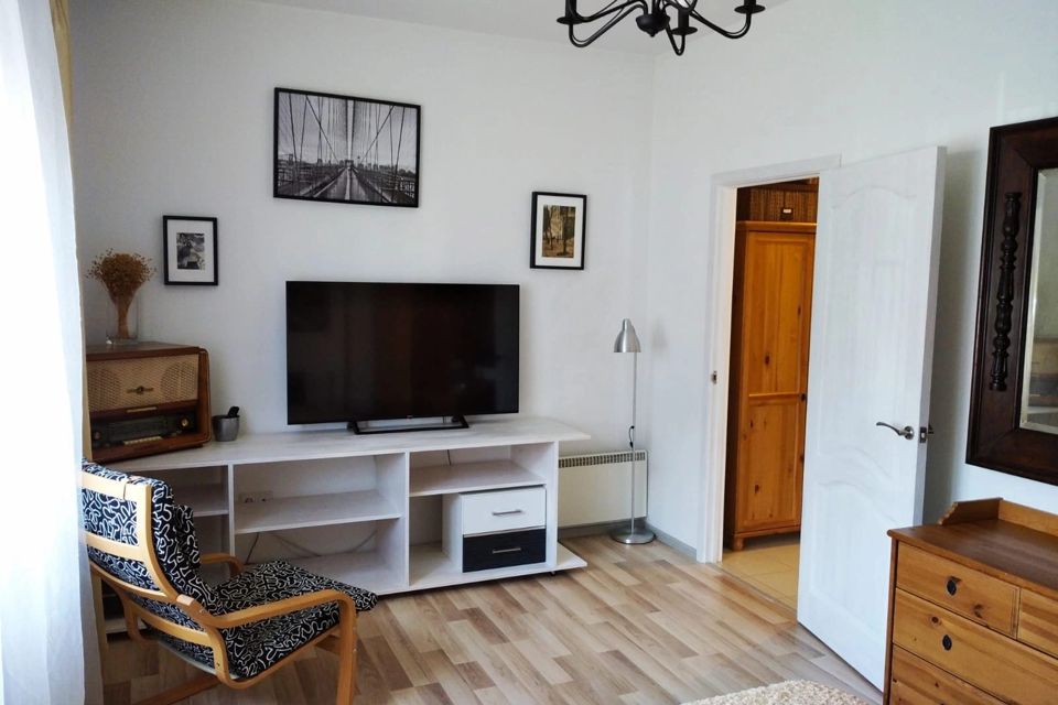 Сдаётся 1-комнатная квартира, 42 м²