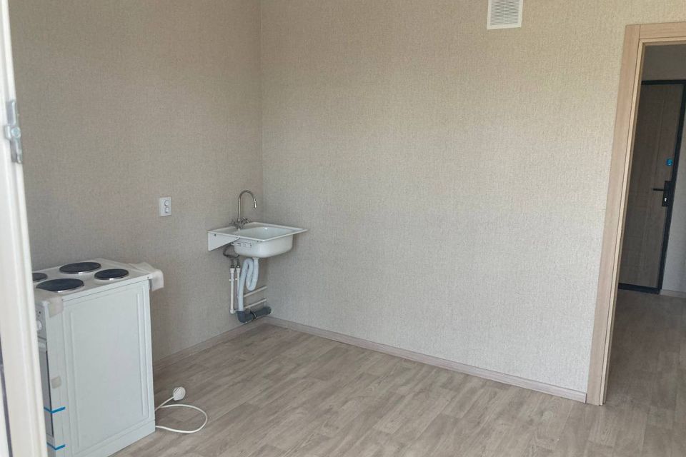 Продаётся 1-комнатная квартира, 37.9 м²