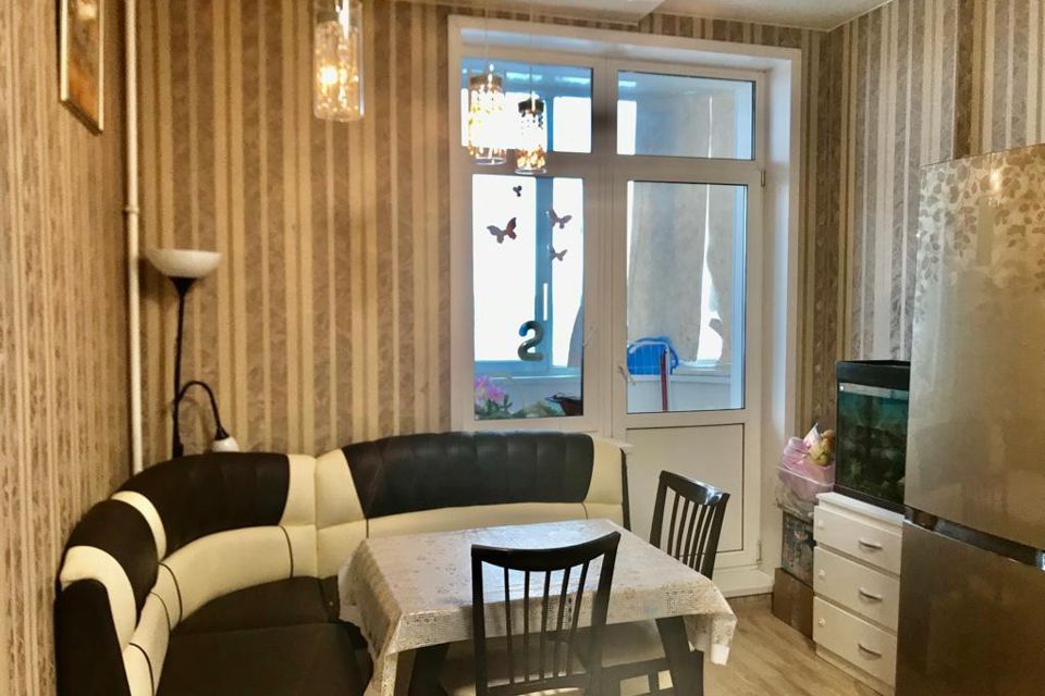 Продаётся 1-комнатная квартира, 56.9 м²