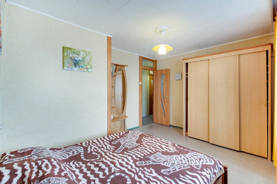 Продаётся 3-комнатная квартира, 58.8 м²