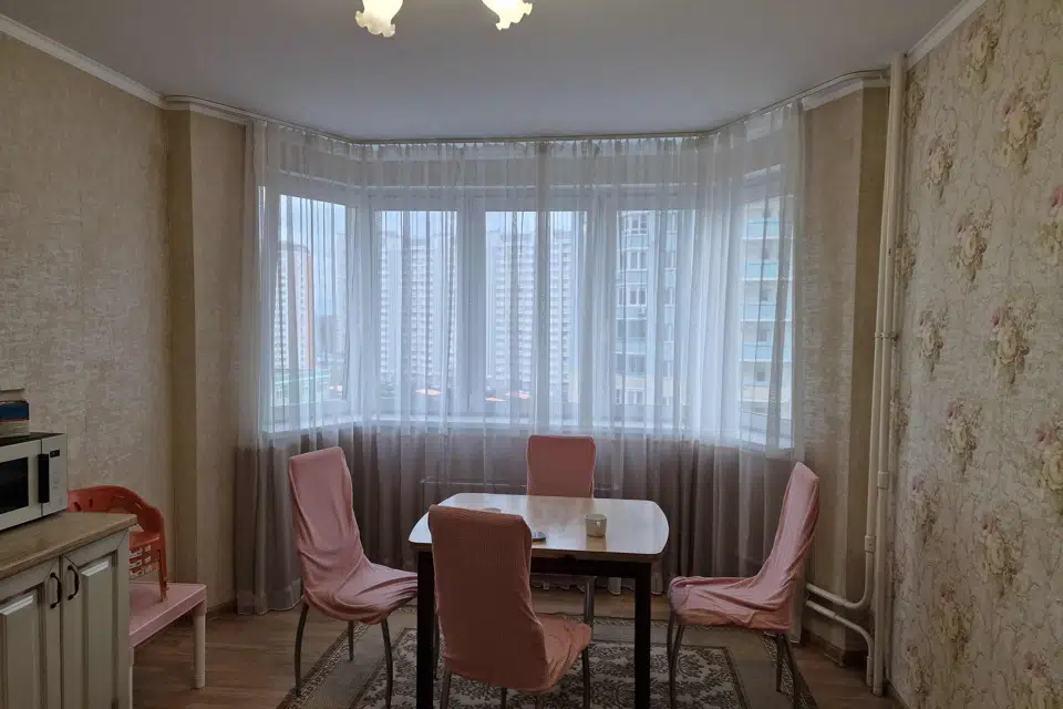 Продаётся 2-комнатная квартира, 59.5 м²