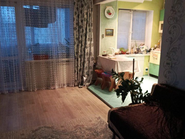 Продаётся 3-комнатная квартира, 59.7 м²