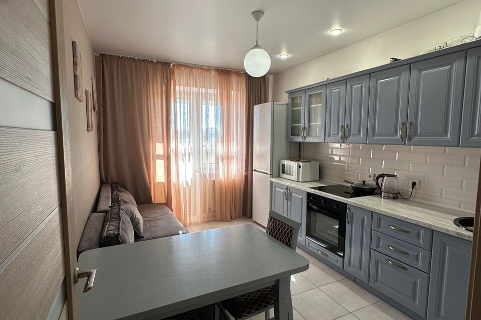 Продаётся 1-комнатная квартира, 43.2 м²