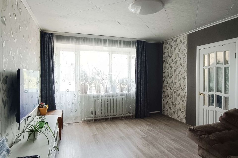 Продаётся 3-комнатная квартира, 64.4 м²