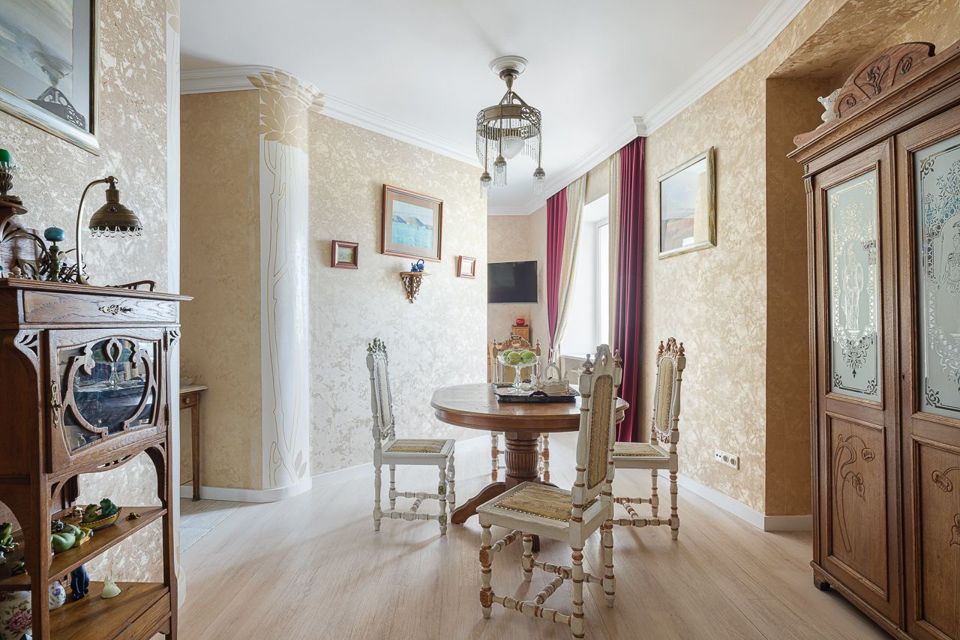 Продаётся 2-комнатная квартира, 83 м²