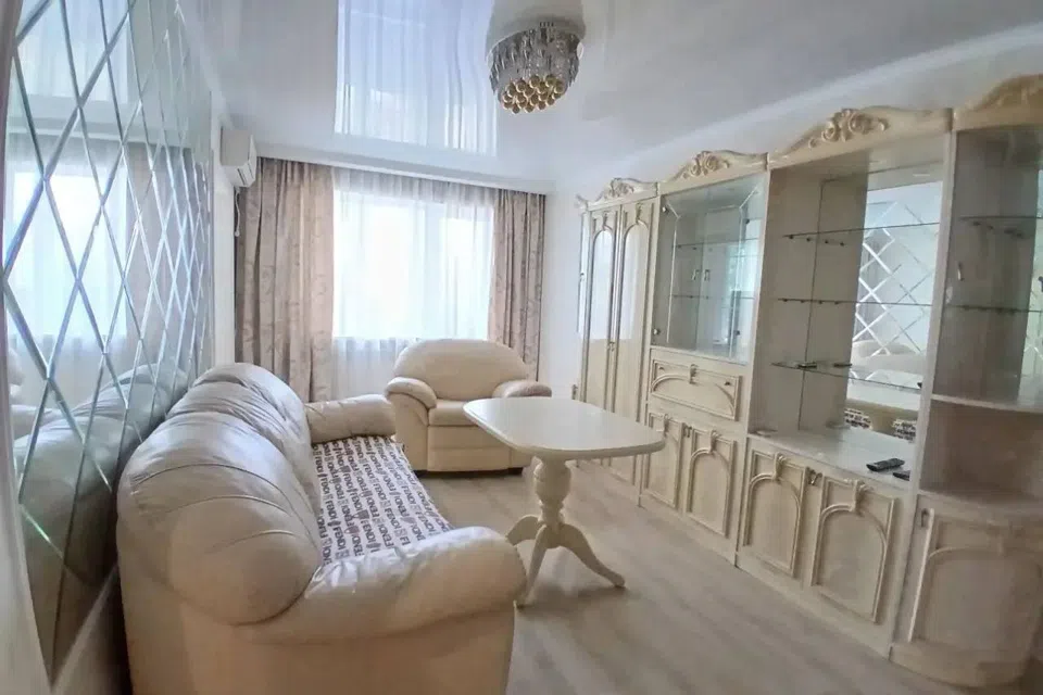 Продаётся 3-комнатная квартира, 60.9 м²