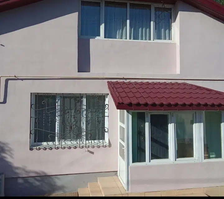 Продаётся 2-этажный дом, 181 м²