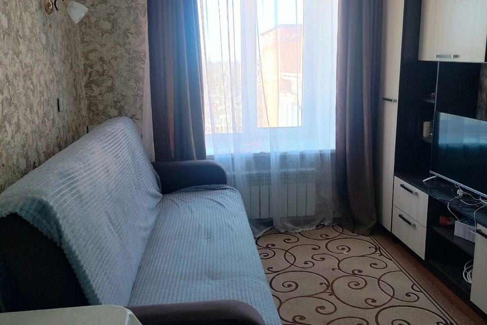Продаётся комната в 1-комн. квартире, 12.2 м²