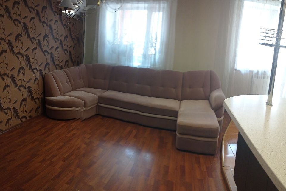 Продаётся 2-комнатная квартира, 70.6 м²