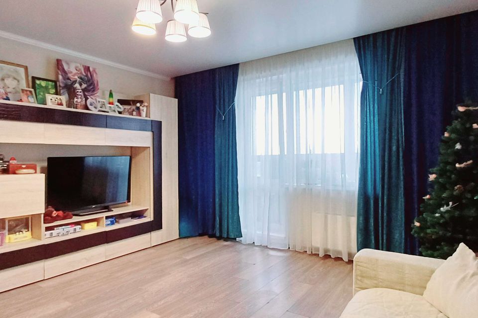 Продаётся 2-комнатная квартира, 64 м²