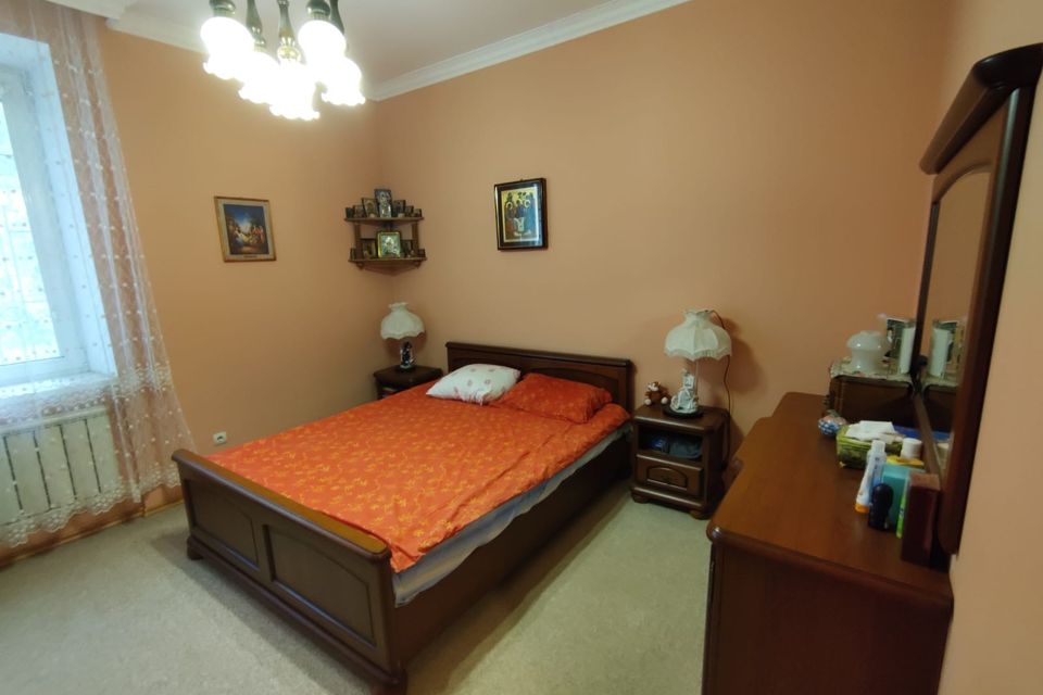 Продаётся 3-комнатная квартира, 72.6 м²