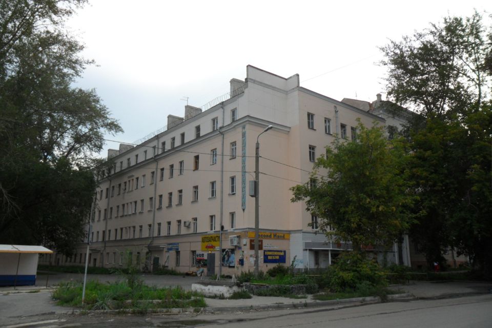 Продаётся 3-комнатная квартира, 82 м²