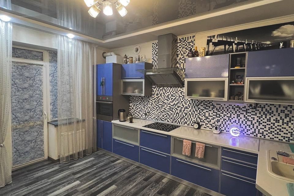 Продаётся 2-комнатная квартира, 91 м²