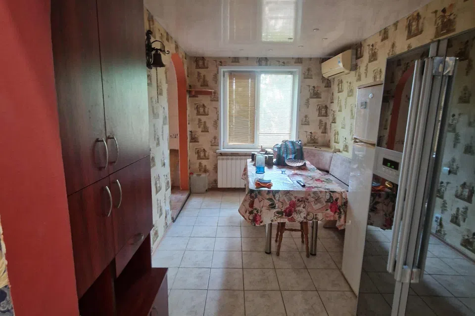 Продаётся 3-комнатная квартира, 90 м²