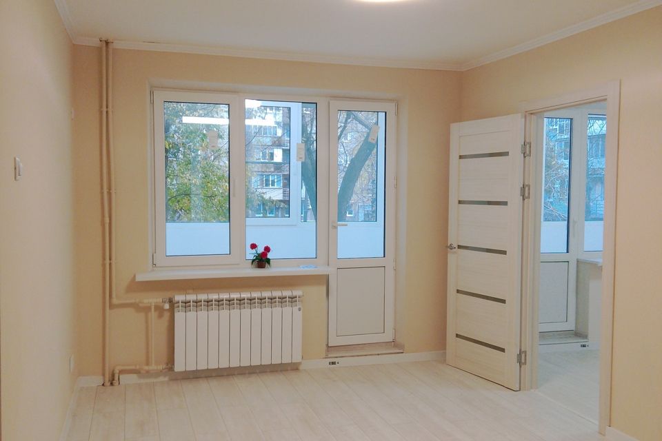 Продаётся 3-комнатная квартира, 56.7 м²