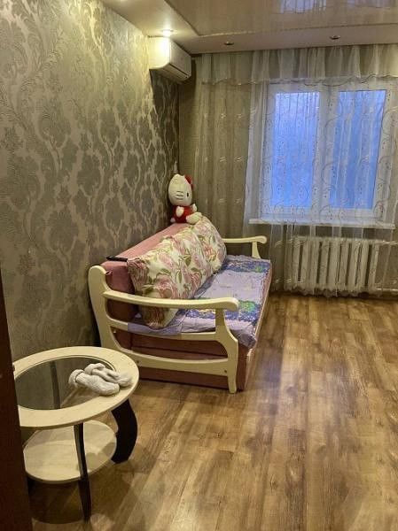 Продаётся 3-комнатная квартира, 57 м²
