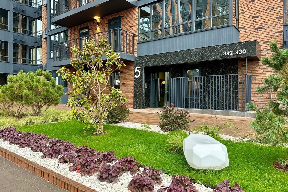 Продаётся 1-комнатная квартира, 42 м²