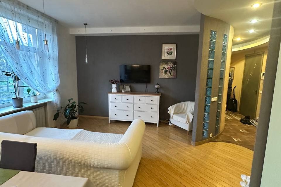 Продаётся 3-комнатная квартира, 80.7 м²