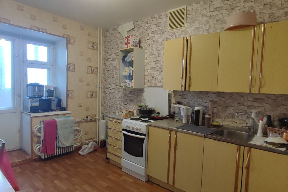 Продаётся 1-комнатная квартира, 37.2 м²