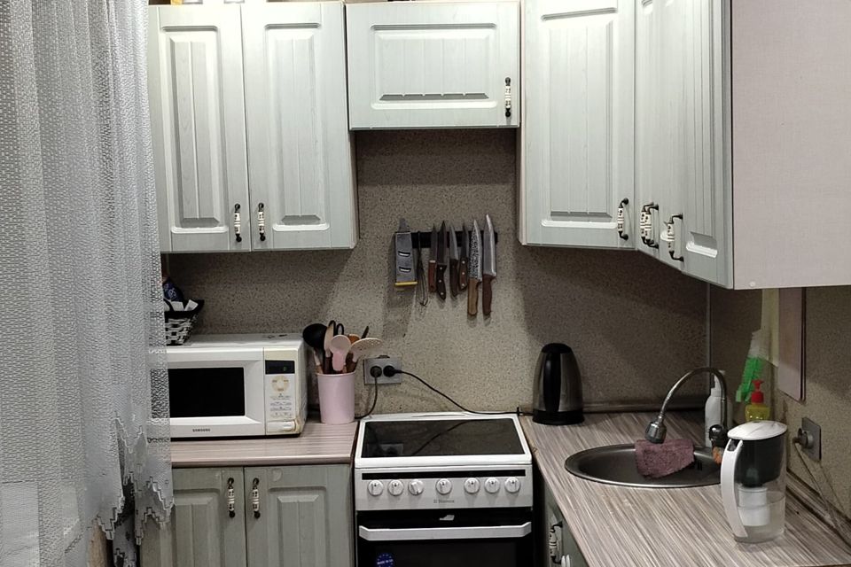 Продаётся 3-комнатная квартира, 55.8 м²