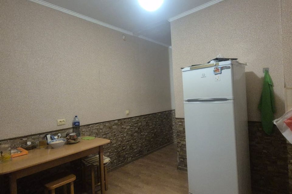 Продаётся 1-комнатная квартира, 37.3 м²