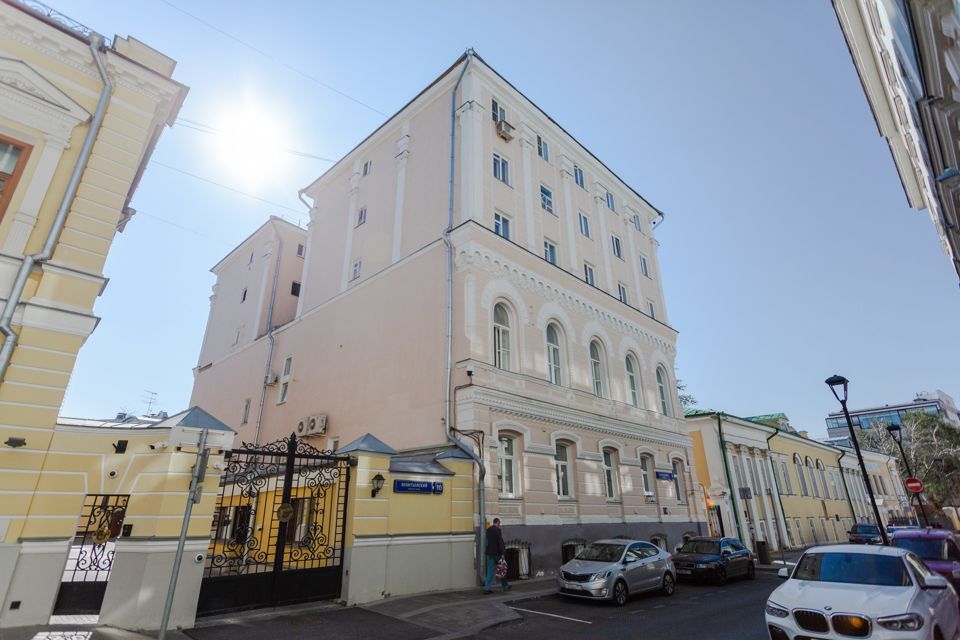 Продаётся 3-комнатная квартира, 94.8 м²